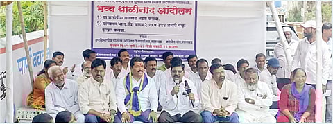 सासवडला उपविभागीय पोलिस अधिकार्‍यांच्या कार्यालयासमोर आंदोलन