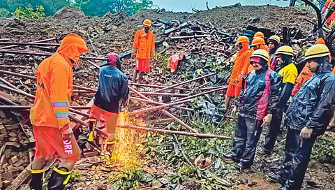 माळीण, इर्शाळवाडीची पुनरावृत्ती टाळायची तर…!