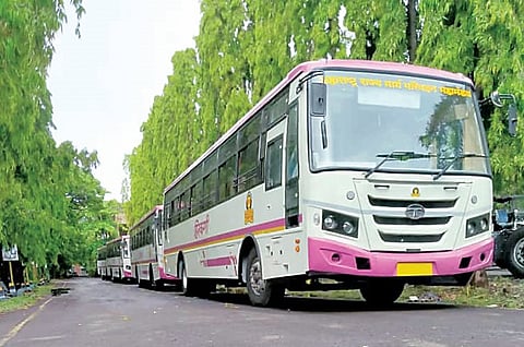 हिरकणी आता नव्या रूपात; पुण्यातील कार्यशाळेत 120 बसची बांधणी सुरू