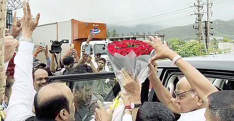 Sharad Pawar : शरद पवारांचे खेड शिवापूरला जोरदार स्वागत