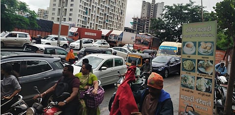 मुंबई-बंगळुरु राष्ट्रीय महामार्ग पुन्हा ठप्प; वाहनांच्या लांबच लांब रांगा