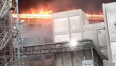 चंद्रपूर : कोरपना तालुक्यातील दालमिया सिमेंट कंपनीत भीषण आग