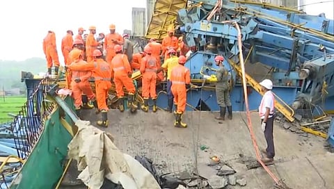 समृद्धी महामार्ग दुर्घटनेतील मृतांच्या कुटुंबियांना पंतप्रधानांकडून २ लाखांची मदत