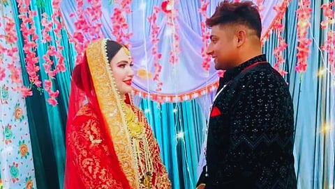 Sarfaraz Khan Marriage | क्रिकेटर सरफराज खाननं काश्मिरी मुलीशी केलं गुपचूप लग्न, जाणून घ्या त्याची लव्ह स्टोरी