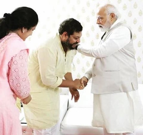 मोदींनी गिरीश बापटांच्या आठवणींना दिला उजाळा