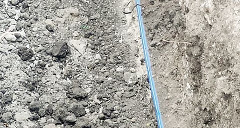 नगर : जलजीवन खोदाई कामात निष्काळजीपणा