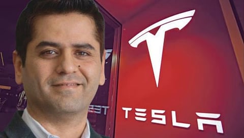 एलन मस्क यांच्या Tesla चे नवीन सीएफओ भारतीय वंशाचे वैभव तनेजा