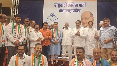 मुंबई : मनसेचे माजी आमदार नितीन भोसले यांचा शरद पवार गटात प्रवेश