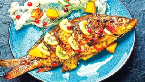 कच्चा मासा खाल्ला आणि कोमात गेली!