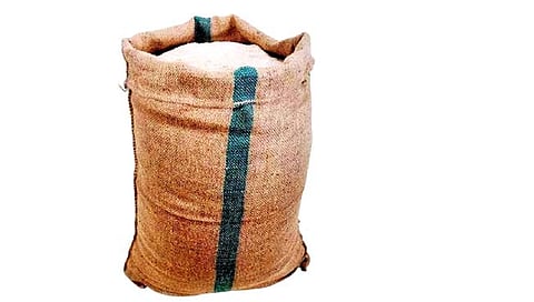 ज्यूट पिशव्यांवरील निर्बंध उठणार 