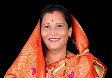 राजूरच्या सरपंच पुष्पा निगळेंसह नवाळींचे सदस्यत्व कायम