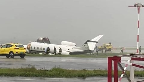 Aircraft Skidded : मुंबई विमानतळावर खासगी विमानाला अपघात