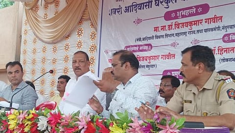 नंदुरबार : अनुपस्थित ग्रामसेवकांवर कारवाई ; जल योजनांच्या बैठकीत पालकमंत्र्यांकडून झाडाझडती