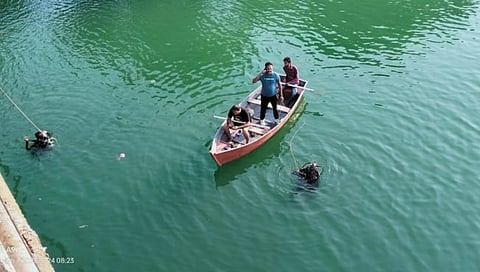 कोट्‍यवधींचा ड्रग्जसाठा हस्‍तगत