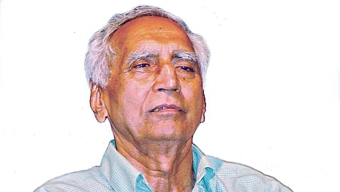 डॉ. बाबा आढाव यांना ‘समाजभूषण’ पुरस्कार