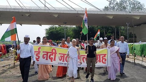 चंद्रपूरात गांधी जयंती दिनी इरई बचाव सत्याग्रह