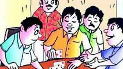 gambling-den-raided-in-ichalkaranji-13-detained