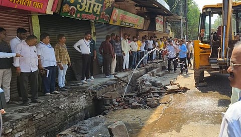 Jalgaon News : भुसावळ नगर परिषदेच्या हद्दीतील अतिक्रमणावर अखेर हातोडा