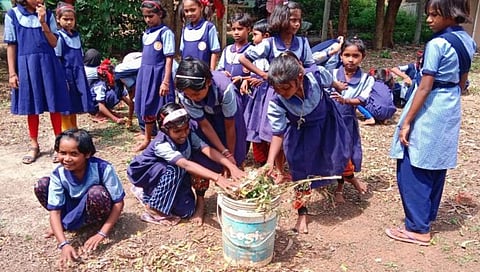 धुळे : पानखेडा येथील केंद्रीय आश्रमशाळेत स्वच्छता अभियान