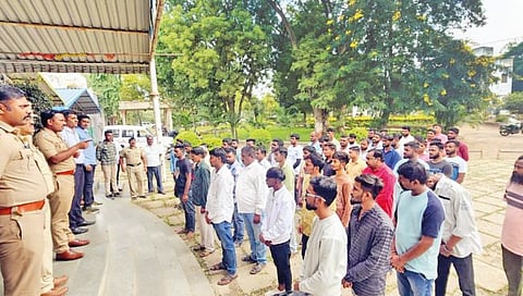 सांगली : १०० गुंडांची झाडाझडती!