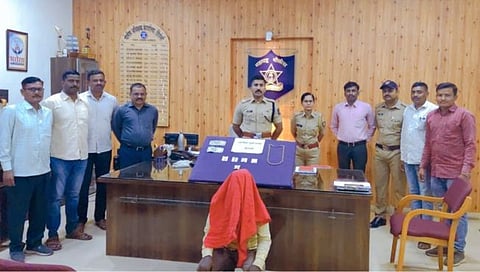 हिंगोली : जांभरून रोडगेत कुलूप तोडून घरफोडी करणाऱ्या चोरट्याला अटक