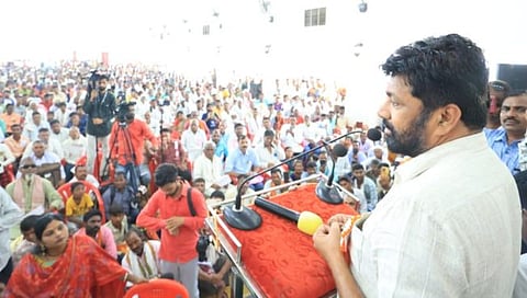 Maharashtra politics : नको तिथे जात काढू नये : बच्चू कडू