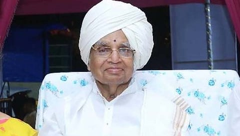 बाबा महाराज सातारकर : घराण्याची १३५ वर्षांची परंपरा वेगळ्या उंचीवर नेणारे कीर्तनकार