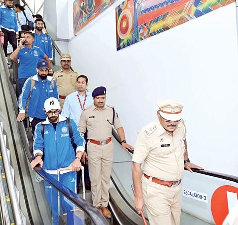 विजयाच्या चौकारासाठी टीम इंडिया पुण्यात