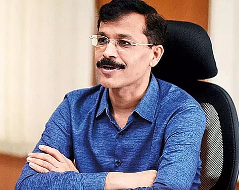 Pune : तुकाराम मुंढे यांनी काढली पशुसंवर्धन अधिकार्‍यांची खरडपट्टी