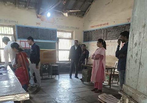 GramPanchayat Election : जळगावात १५१ ग्रामपंचायतीसाठी २६. ८६ टक्के मतदान