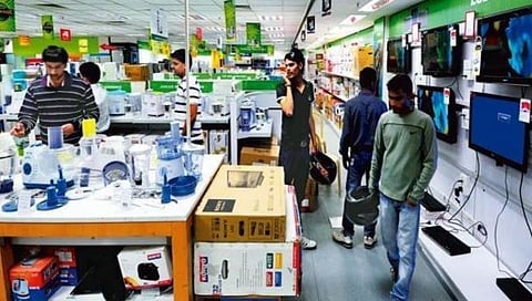 दिवाळीनिमित्त इलेक्ट्रॉनिक्स वस्तूंच्या बाजारात ऑफर्सचा पाऊस