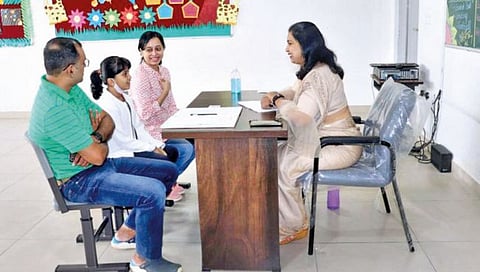 संगोपन : पालक मीटिंगचे महत्त्व ओळखा