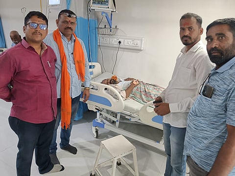 Nagar News : उपोषणकर्त्याची तब्येत खालावली ; उपचार सुरू