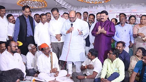 कोळी समाजाच्या उपोषणाची सांगता