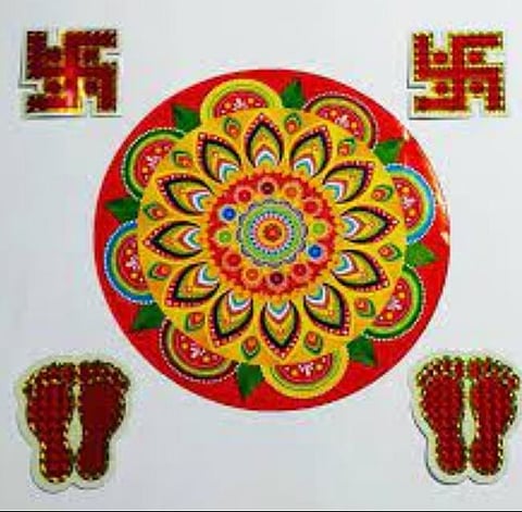 Pimpri News : स्टिकर अन् आर्टिफिशिअल रांगोळीचा ट्रेंड