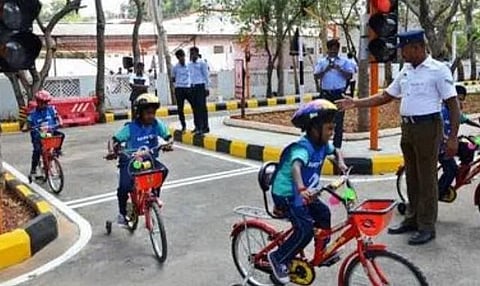 Pune News : अनास्थेमुळे ‘ट्रॅफिक पार्क’ बंद