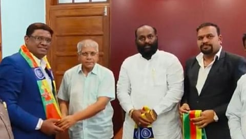 Nashik News : अजित पवार गटाचे नितीन मोहिते समर्थकांसह वंचित’मध्ये