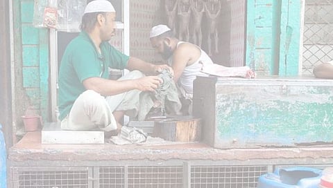 Nashik News : शहरात साडेतीनशेहून अधिक मांस विक्रेते अनधिकृत, पशुसंवर्धन विभागाकडून नोटिसा