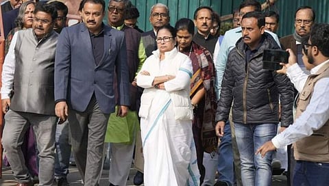 Mamata Banerjee Meet PM Modi : थकीत निधीबाबत पंतप्रधान मोदी यांनी दिले ममता बॅनर्जींना आश्वासन