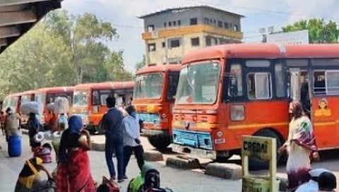 राज्यातील एसटी बसस्थानकांचा एमआयडीसीकडून होणार कायापालट