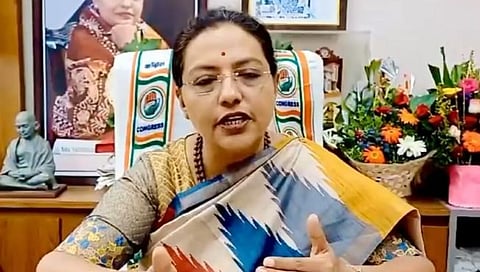 Yashomati Thakur : तुमचा पक्ष तुम्हाला हेच शिकवतो का? : यशोमती ठाकूर