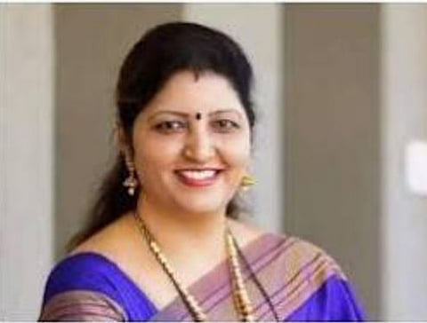 Pune News : रूपाली चाकणकर यांच्या फेसबुक पोस्टवर अश्लील कमेंट