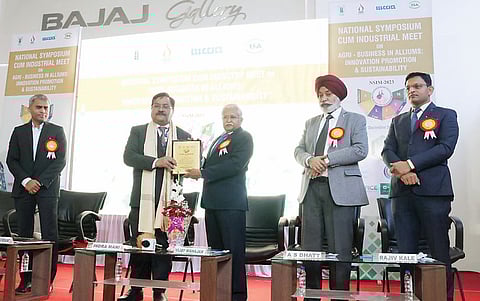 हवामान बदलाचा पिकांवर परिणाम : डॉ. हिमांशू पाठक यांचे प्रतिपादन