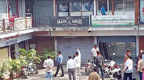 Pimpri News : मराठी पाट्या मुद्द्यावरून मनसे आक्रमक