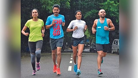 तंदुरुस्तीसाठी जॉगिंग करा, पण पायात बूट चढवण्यापूर्वी ‘या’ गोष्टी लक्षात ठेवा