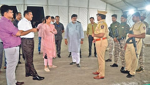 अटलसेतू उद्घाटन सोहळा; पूर्वतयारीची सामंतांकडून पाहणी