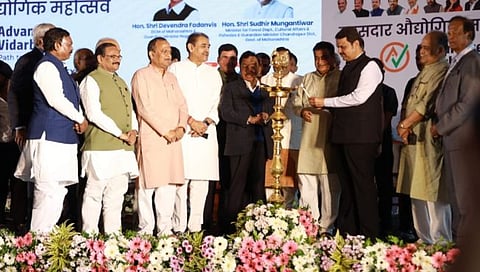 Advantage Vidarbha : विदर्भाची बलस्थाने ओळखून विकास : नितीन गडकरींच्या हस्ते ‘अ‍ॅडव्हान्टेज विदर्भ’चे उद्घाटन