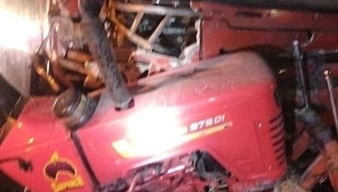 Nagar Accident : नगरमध्ये भीषण अपघातात सहा ठार