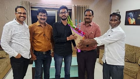 नाशिक : अल्पभूधारक शेतकऱ्याच्या मुलगा बनला CA