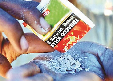 कोटपा कायद्याची अंमलबजावणी काटेकोरपणे करा : डॉ. प्रशांत वाडीकर